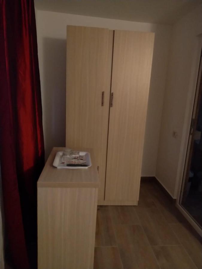 Evana House Costinesti Extérieur photo