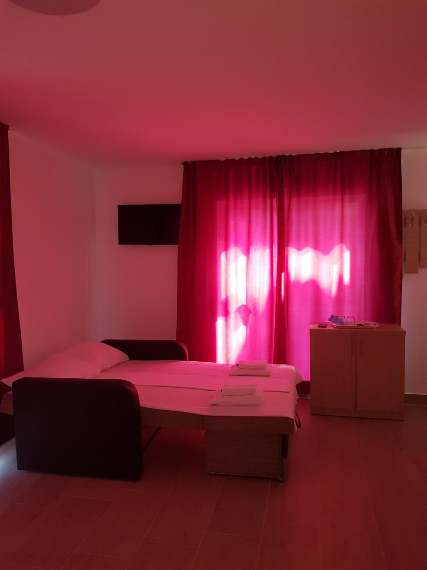 Evana House Costinesti Extérieur photo